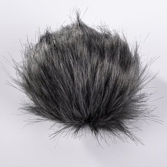 Onyx Pom Pom